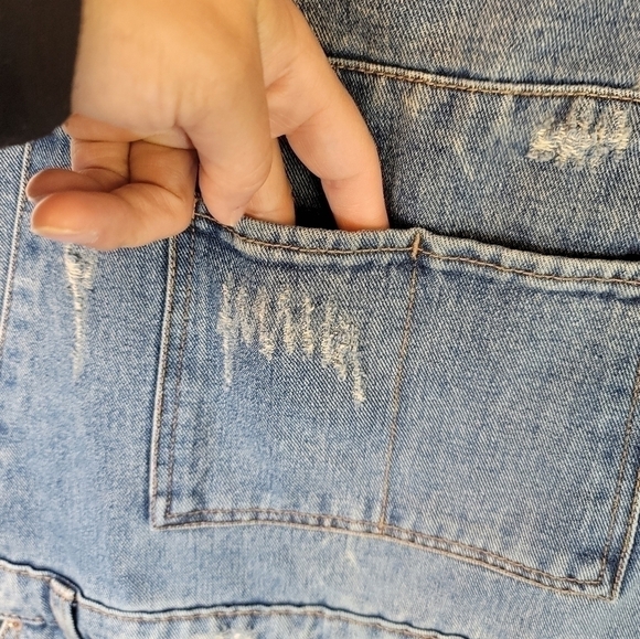 WILD FABLE DENIM OVERALL SHORTS, SZ XXL - Picture 5 of 11